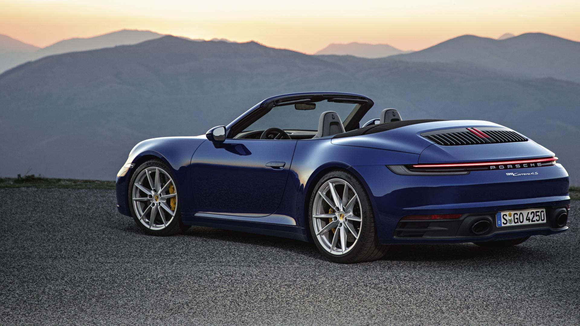 PORSCHE 911 CARRERA 4 Coupe Coupé 2-Door (Euro 6)